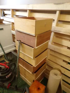 Spray finishing furniture woodwork 22